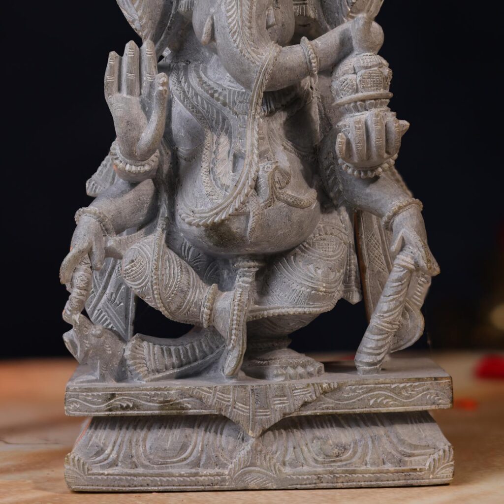 green-stone-ganesh-idol-10-inch-close.jpg