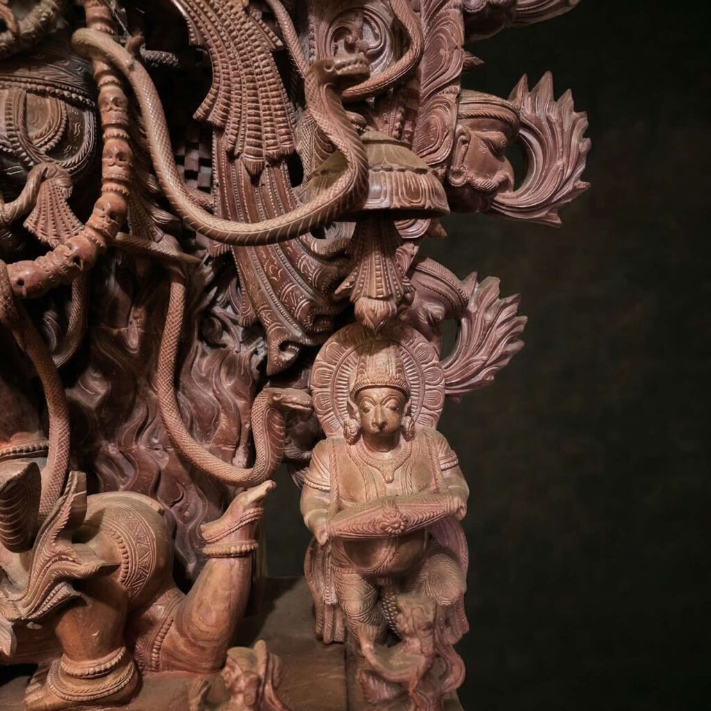 closeup-image-of-pink-stone-nataraj